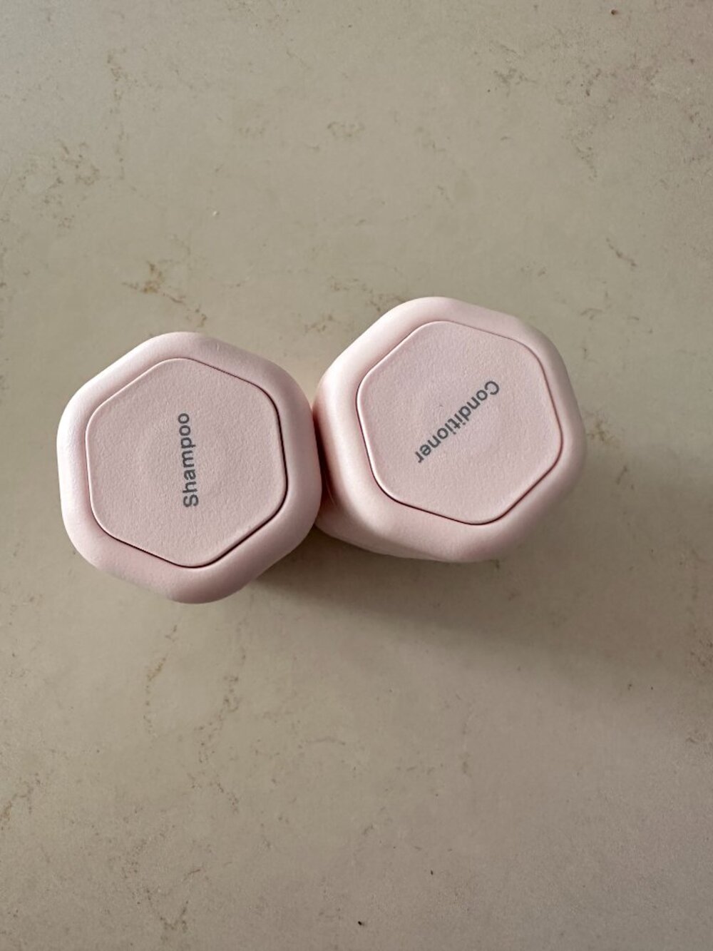 Cadence Large Travel Capsule (2)